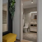 Garsoniera Turquoise Rezidential Moghioros Park 아파트 부쿠레슈티