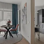 아파트 Garsoniera Turquoise Rezidential Moghioros Park 부쿠레슈티