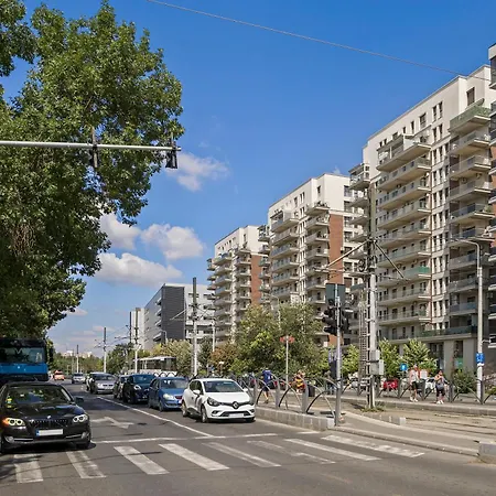 Garsoniera Turquoise Rezidential Moghioros Park Bucharest