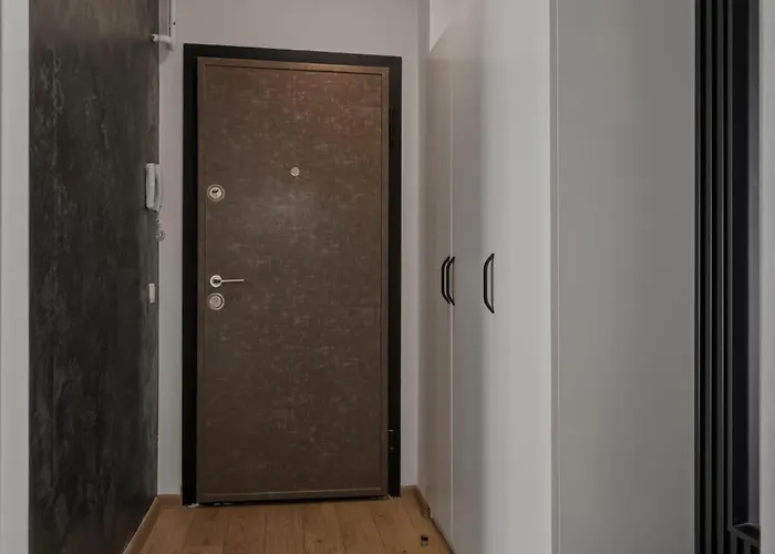 Garsoniera Turquoise Rezidential Moghioros Park Бухарест