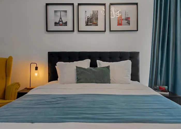 Garsoniera Turquoise Rezidential Moghioros Park Apartmán *