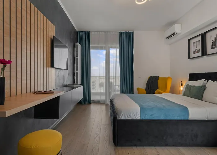 Апартаменти Garsoniera Turquoise Rezidential Moghioros Park *