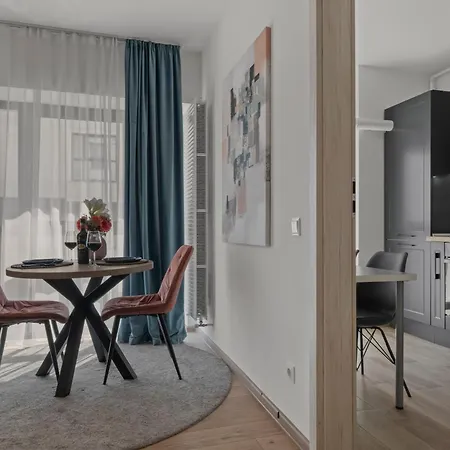 Daire Garsoniera Turquoise Rezidential Moghioros Park Bükreş