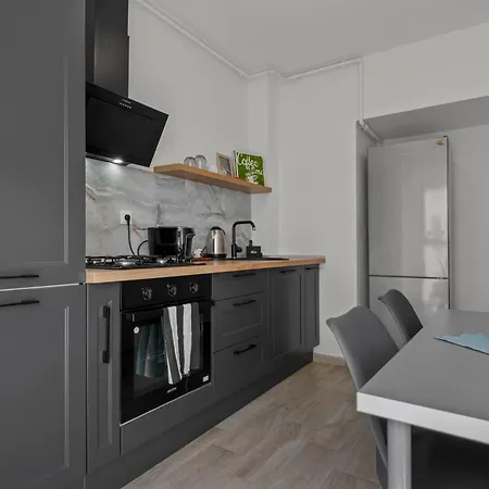 Garsoniera Turquoise Rezidential Moghioros Park *